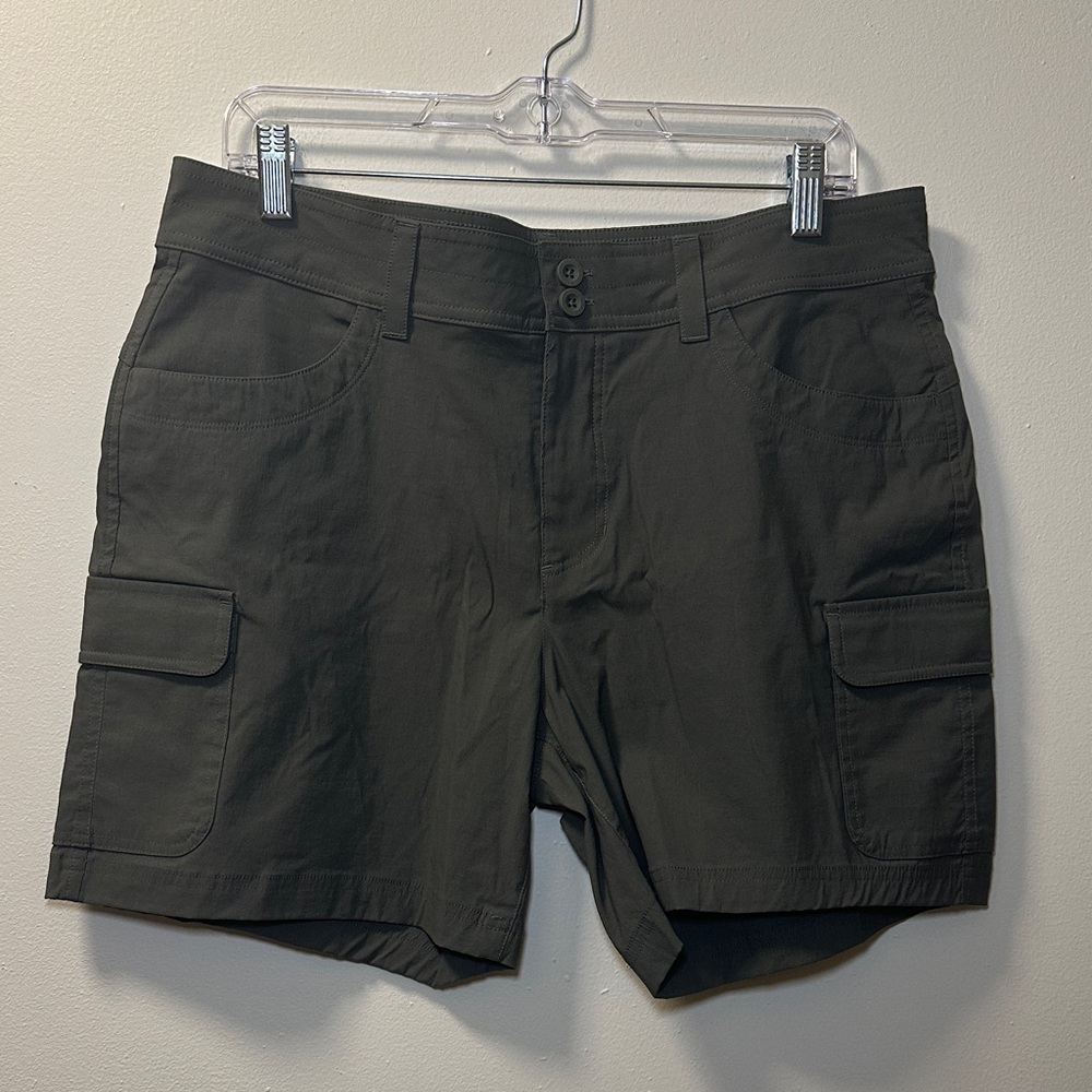 Eddie Bauer Women’s Green Summer Trail 6” Short Sz 12 Style 5165